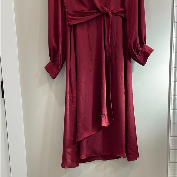 Express Elegant Burgundy Wrap Dress Size S - Picture 4 of 10